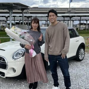 朝倉海と母親への車プレゼント